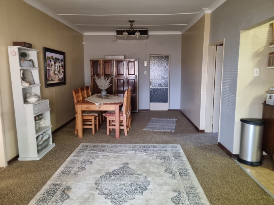 3 Bedroom Property for Sale in Upington Rural Northern Cape